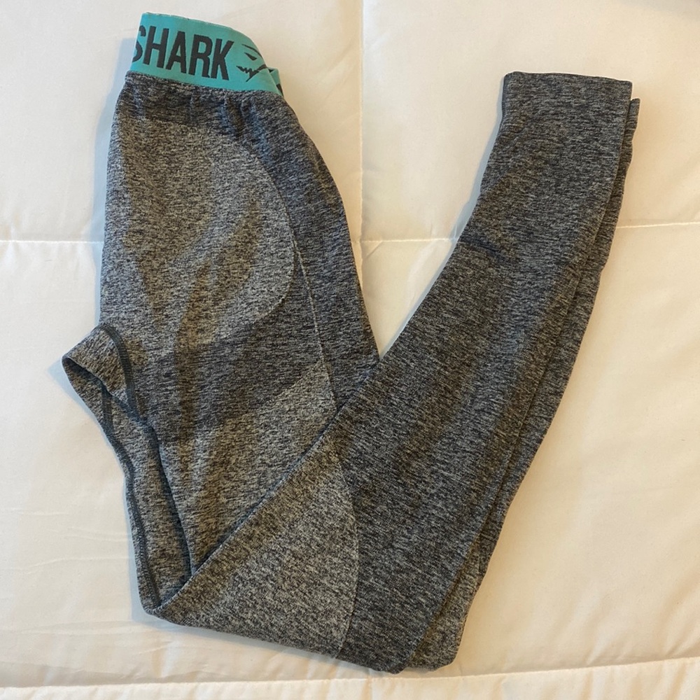 GYMSHARK DRY LEGGINGS